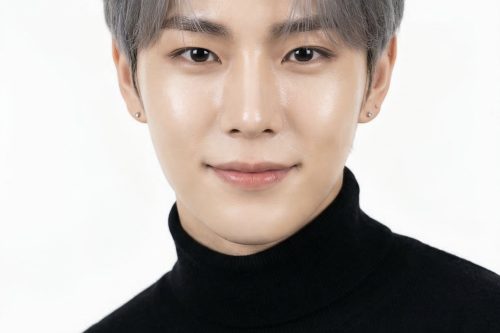 メンズ韓国ヘア ハイトーンカラー マッシュヘア ブリーチカラー 松山美容室 愛媛美容室